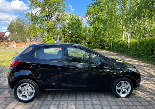 Mazda 2 cena 16900 przebieg: 101000, rok produkcji 2009 z Janów Lubelski małe 742